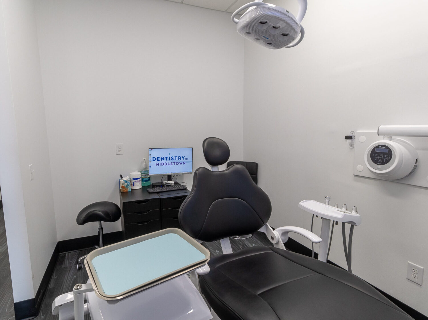 comfortable patient room at dentistry in middletown